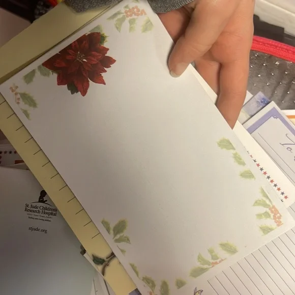 Bundle of 10 random notepads 🦋 🐱 🐶 🇺🇸 🎄 - Picture 9 of 13